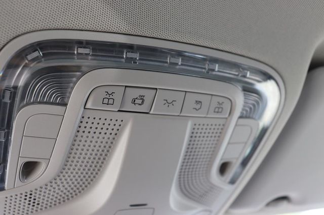 BENZ VITO  第13張相片