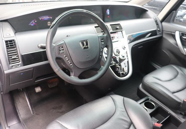 LUXGEN MPV  第4張相片