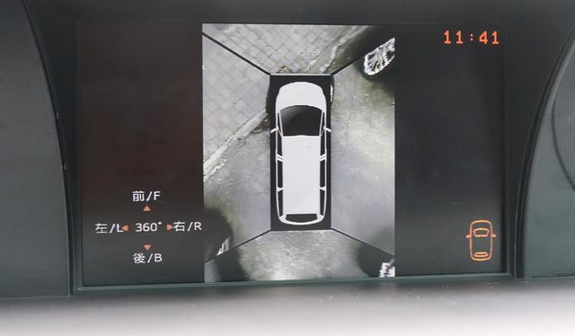 LUXGEN MPV  第11張相片
