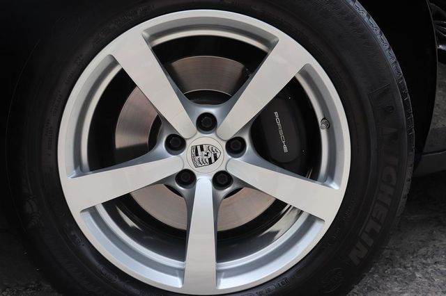 PORSCHE MACAN  第19張相片