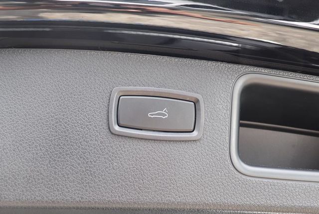 PORSCHE MACAN  第20張相片