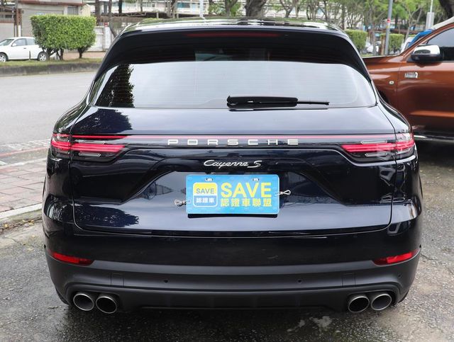PORSCHE CAYENNE  第29張相片