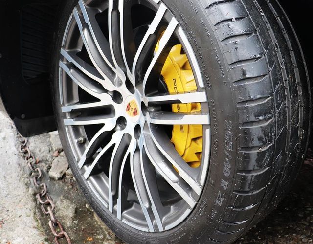 PORSCHE MACAN  第24張相片