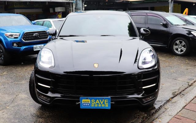 PORSCHE MACAN  第25張相片