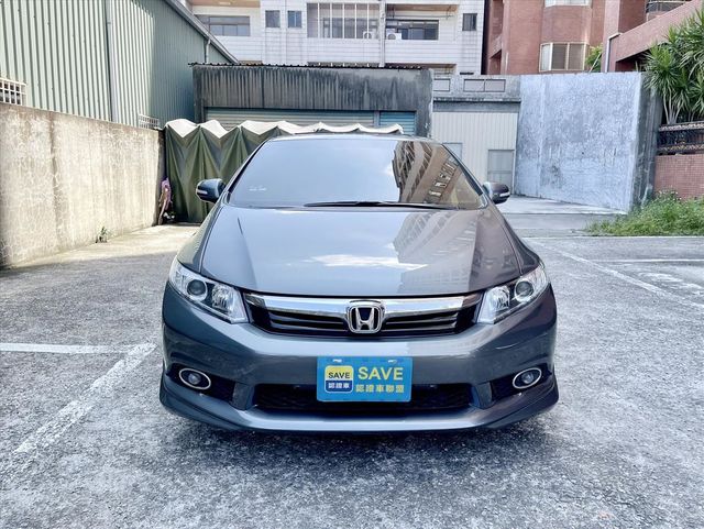 檔撥片 原廠空力套件 HID 天窗  第2張相片