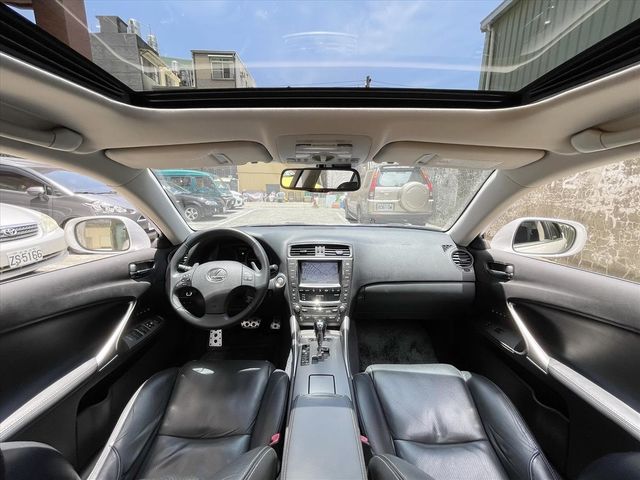LEXUS IS250  第8張相片
