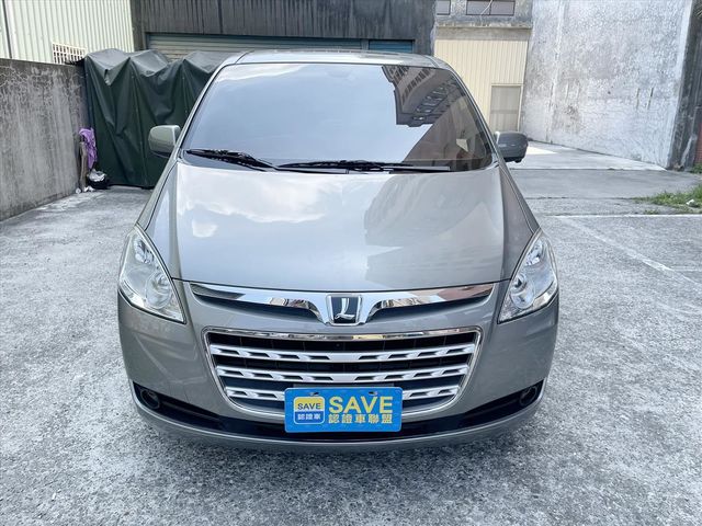 LUXGEN M7  第2張相片