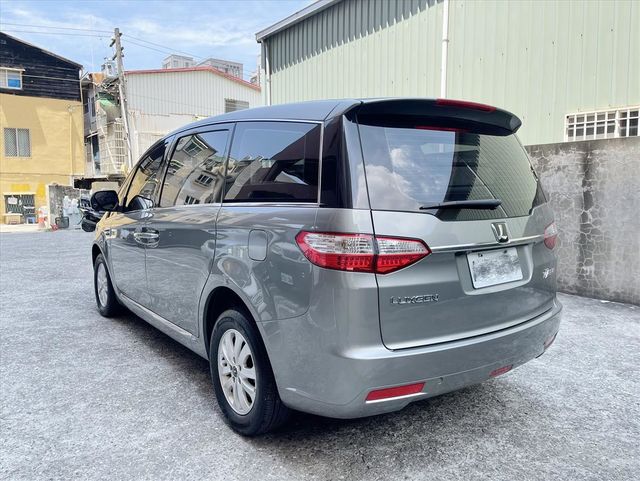 LUXGEN M7  第5張相片