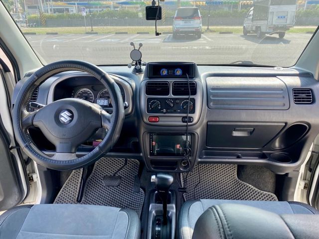 加裝車頂架 已更換行照 免拆驗車 轎車版  第6張相片