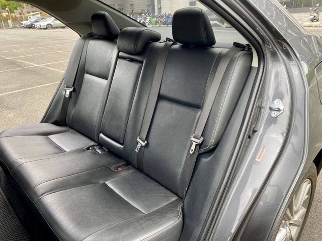 僅跑7萬 不敗神車  第10張相片