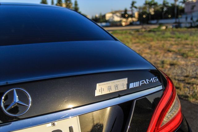 總代理 CLS350 AMG 氣氛極美!  第8張相片