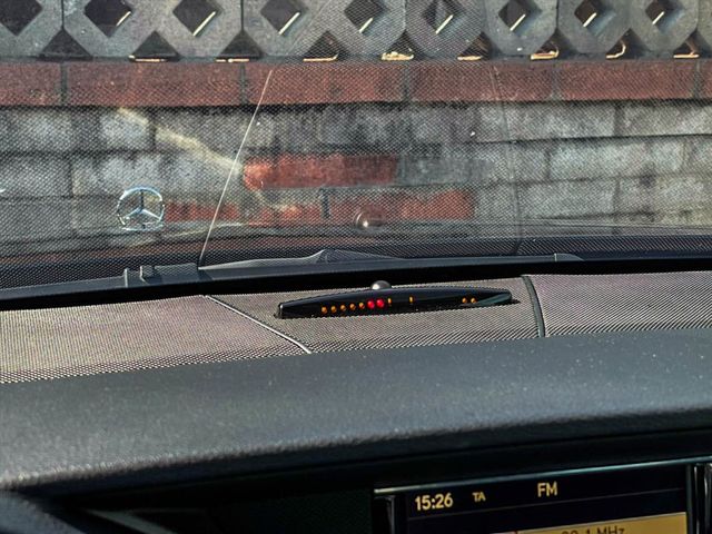 E220d柴油 總代理 頂級阿曼加 天窗  第15張相片