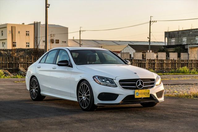 未領牌正18 w205 C300 AMG  第1張相片