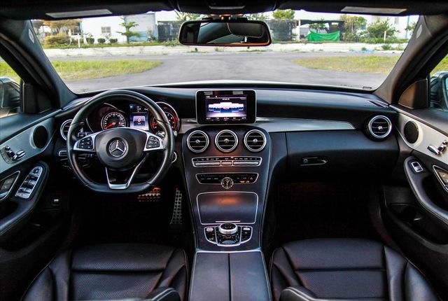 未領牌正18 w205 C300 AMG  第6張相片