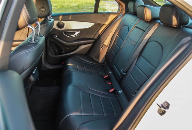 未領牌正18 w205 C300 AMG  第9張相片