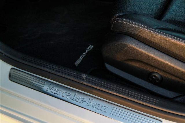 未領牌正18 w205 C300 AMG  第20張相片