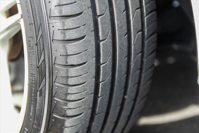 車況完美正一手室內車庫 馬3 五門1.6  第19張相片