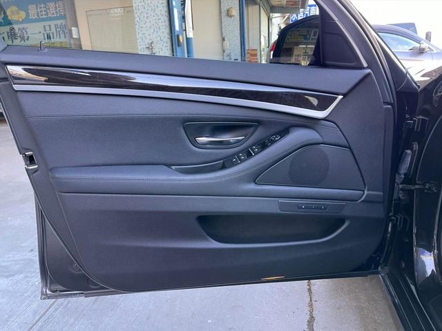 2014年式F10 黑2.0  第14張相片