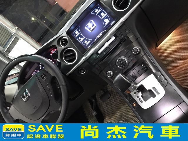 2012 納智捷 U7 2.2T  第6張相片