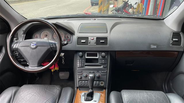 2003年VOLVO XC90 T6 7  第2張相片