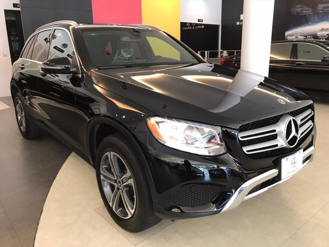 【佳德汽車】BENZ GLC300W4  第3張相片