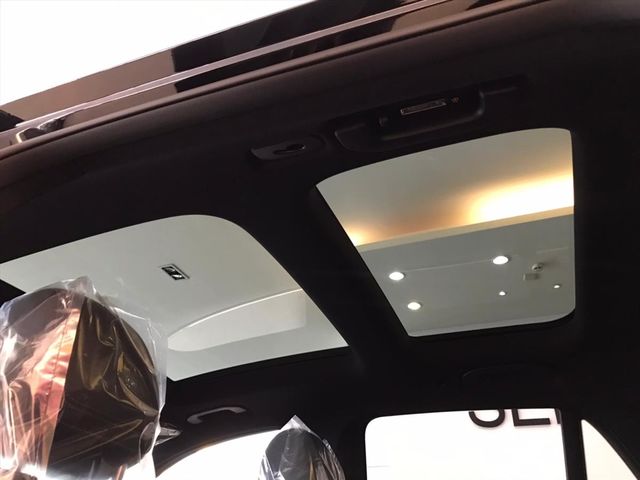 【佳德汽車】BENZ GLC300W4  第12張相片