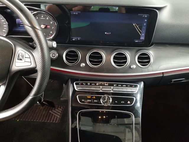 【佳德汽車】BENZ E300  第3張相片