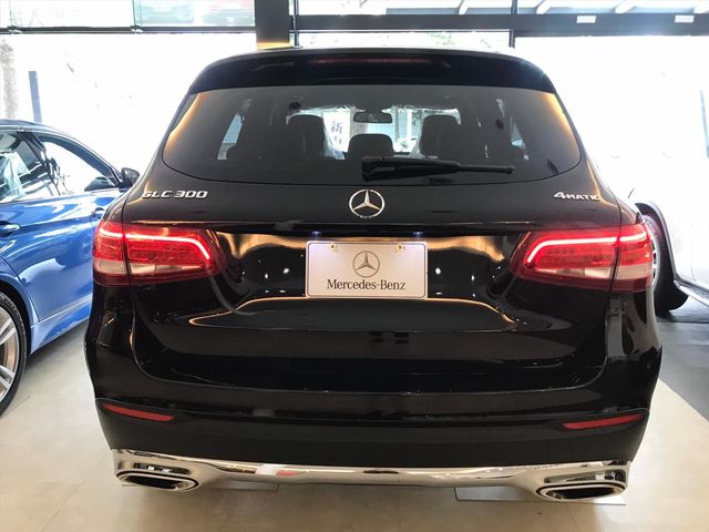 【佳德汽車】BENZ GLC300W4  第4張相片