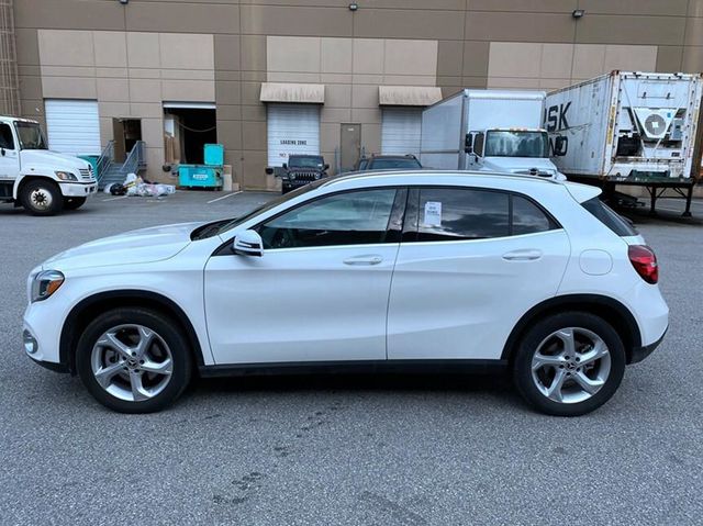 【佳德汽車】BENZ GLA250W4  第3張相片