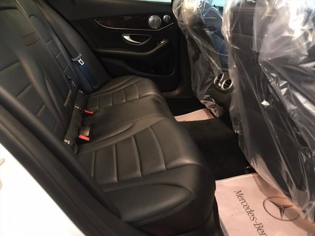 【佳德汽車】BENZ C300  第11張相片