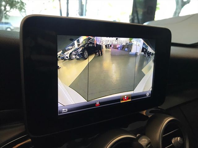 【佳德汽車】BENZ C300  第20張相片