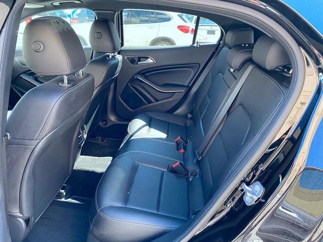 【佳德汽車】GLA250W4  第5張相片