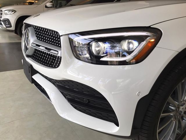 【佳德汽車】BENZ GLC300W4  第4張相片