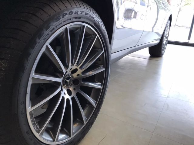 【佳德汽車】BENZ GLC300W4  第10張相片