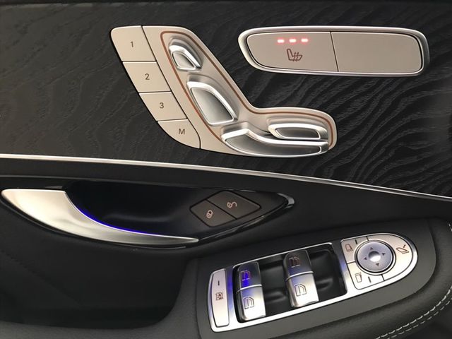 【佳德汽車】BENZ GLC300W4  第19張相片