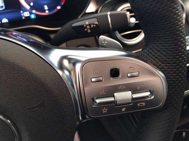【佳德汽車】BENZ GLC300W4  第22張相片