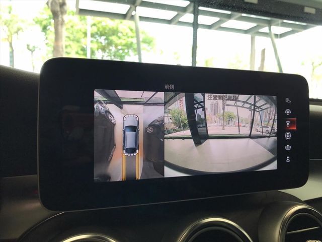 【佳德汽車】BENZ GLC300W4  第33張相片