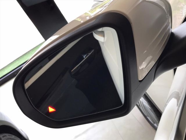 【佳德汽車】BENZ GLC300W4  第42張相片