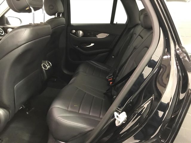 【佳德汽車】BENZ GLC300W4  第5張相片