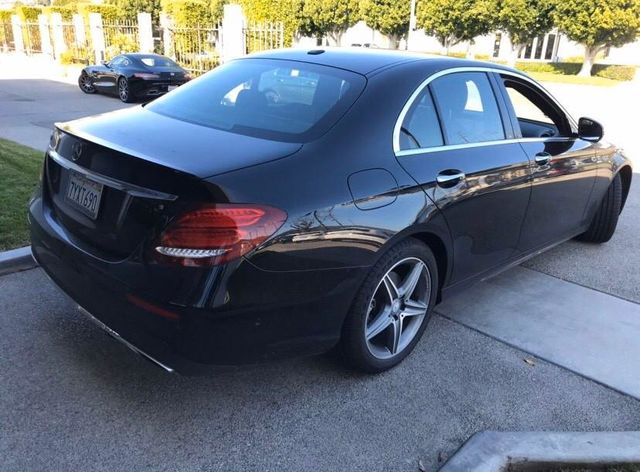 【佳德汽車】BENZ E300  第3張相片