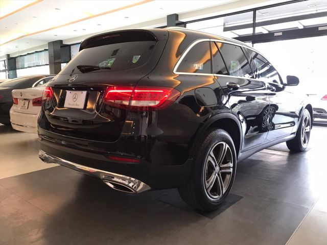 【佳德汽車】BENZ GLC300  第5張相片