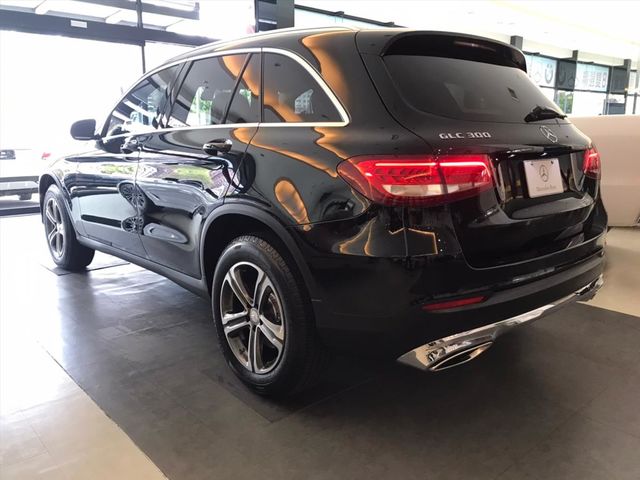 【佳德汽車】BENZ GLC300  第6張相片