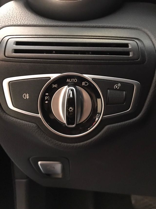 【佳德汽車】BENZ GLC300  第16張相片