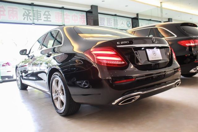 【佳德汽車】BENZ E200  第5張相片