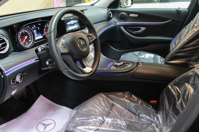 【佳德汽車】BENZ E200  第11張相片