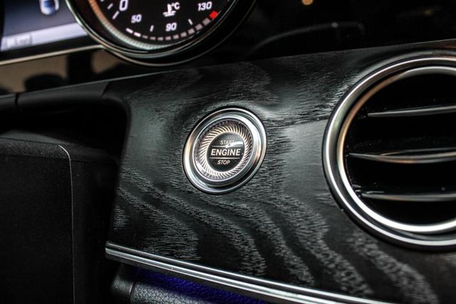 【佳德汽車】BENZ E200  第17張相片