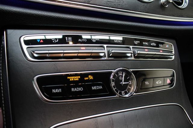 【佳德汽車】BENZ E200  第25張相片
