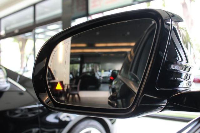 【佳德汽車】BENZ E200  第28張相片