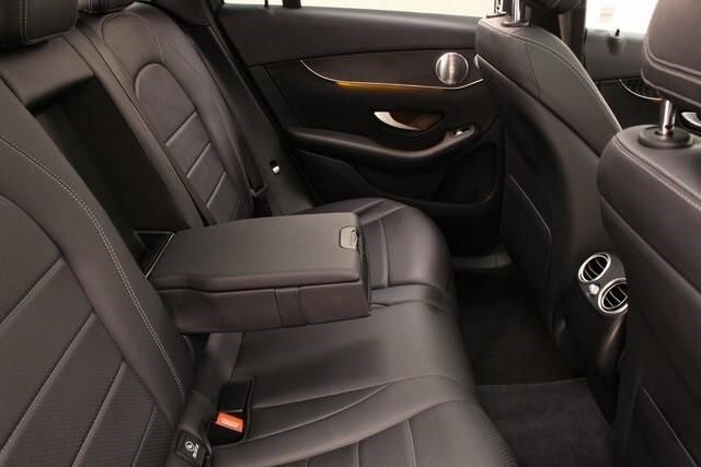【佳德汽車】BENZ GLC300  第5張相片