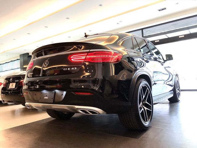 【佳德汽車】BENZ GLE43  第6張相片
